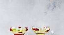 White Cranberry Cosmos White Cranberry Cosmos