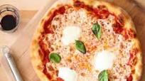 Margherita Pizza with Olive Oil Dough Margherita Pizza with Olive Oil Dough