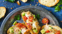 Garlic Shrimp and Avocado Crostini Garlic Shrimp and Avocado Crostini