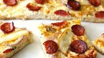 Asian Pear and Smoked Sausage Flatbread Pizza Asian Pear and Smoked Sausage Flatbread Pizza