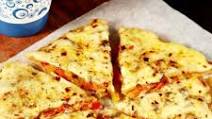 Pizza paratha (roti pizza) Pizza paratha (roti pizza)