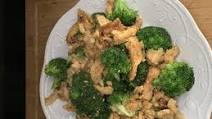 Broccoli Soy Curl Stir Fry Broccoli Soy Curl Stir Fry