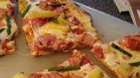 Ham, Pineapple and Asparagus Grilled Pizza Ham, Pineapple and Asparagus Grilled Pizza