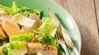 Caesar Salad, la Ricetta Originale Caesar Salad, la Ricetta Originale