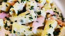 Salmon Pasta with Pesto Cream Sauce Salmon Pasta with Pesto Cream Sauce