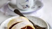 Easy Czech Apple Strudel Easy Czech Apple Strudel