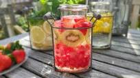 Infused Water: Strawberry, Kiwi & Melon Infused Water: Strawberry, Kiwi & Melon