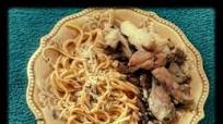 Chicken Marsala w Pasta in a Rosemary Tomato Sauce Chicken Marsala w Pasta in a Rosemary Tomato Sauce