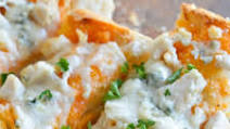 Buffalo Chicken Cheesy Bread Buffalo Chicken Cheesy Bread