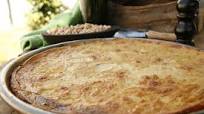 Farinata di ceci, la tradizionale torta salata ligure Farinata di ceci, la tradizionale torta salata ligure
