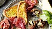 Antipasto platter with baked figs and gorgonzola Antipasto platter with baked figs and gorgonzola