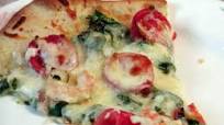 Simply Delicious Shrimp and Spinach Pizza Simply Delicious Shrimp and Spinach Pizza