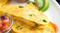 Easy Corn Tortilla Quesadilla (Taco Quesadilla) Easy Corn Tortilla Quesadilla (Taco Quesadilla)