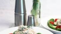 ROSEMARY CHICKEN SALAD with SPINACH ROSEMARY CHICKEN SALAD with SPINACH
