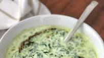 Palak Raita Recipe (Spinach Yogurt Salad) Video Palak Raita Recipe (Spinach Yogurt Salad) Video