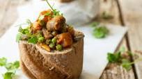 Easy vegetable bunny chow Easy vegetable bunny chow