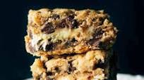 Peanut Butter Chocolate Chip Cookie Cheesecake Bars Peanut Butter Chocolate Chip Cookie Cheesecake Bars
