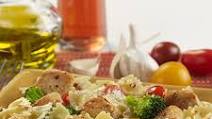 Garlic Chicken Farfalle with Broccoli Garlic Chicken Farfalle with Broccoli