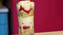 Berry 'Nana Oatmeal Parfait Berry 'Nana Oatmeal Parfait