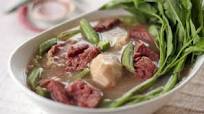 Sinigang na Baka (Beef Sinigang) Sinigang na Baka (Beef Sinigang)