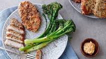Crispy Oven-Fried Paleo Pork Chops Crispy Oven-Fried Paleo Pork Chops