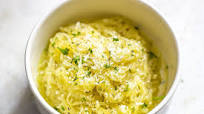Baked Spaghetti Squash with Lemon Garlic Sauce Baked Spaghetti Squash with Lemon Garlic Sauce