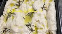 Focaccia genovese al rosmarino...ricetta facile (senza pieghe) Focaccia genovese al rosmarino...ricetta facile (senza pieghe)