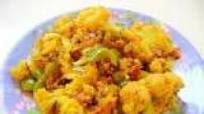 Cauliflower and Bell- Pepper Dry Vegetable (Gobi Shimla Mirch Sabzi) Cauliflower and Bell- Pepper Dry Vegetable (Gobi Shimla Mirch Sabzi)