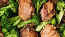 One Pan Pork Medallions with Broccoli One Pan Pork Medallions with Broccoli