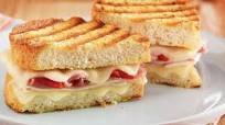 Salamlı-Kaşarlı Tost Kaç Kalori, Besin Değerleri Salamlı-Kaşarlı Tost Kaç Kalori, Besin Değerleri