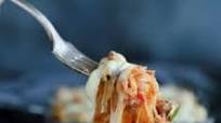 Keto Cheesy Spaghetti Squash Skillet - Low Carb Keto Cheesy Spaghetti Squash Skillet - Low Carb