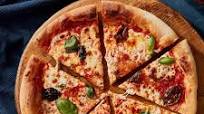 Margherita Pizza with Tomato, Mozzarella and Basil Margherita Pizza with Tomato, Mozzarella and Basil