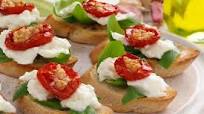 Roasted Tomato Mozzarella Bruschetta Roasted Tomato Mozzarella Bruschetta