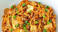 Stir-fried Kimchi Chicken Noodles Stir-fried Kimchi Chicken Noodles