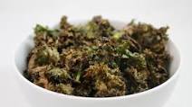 Air-Fryer Cheesy Kale Crisps (Vegan, Keto, Gluten-Free) Air-Fryer Cheesy Kale Crisps (Vegan, Keto, Gluten-Free)