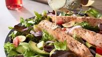 Mediterranean Salmon Salad with Greek Yogurt Dressing Mediterranean Salmon Salad with Greek Yogurt Dressing