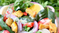 Strawberry Spinach Salad with Yogurt Dressing Strawberry Spinach Salad with Yogurt Dressing