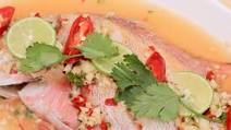 Fish in Hot and Sour Sauce (Plah Neung Manao) Fish in Hot and Sour Sauce (Plah Neung Manao)