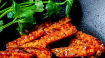 Fried tempeh in sweet soy sauce - sambal goreng tempeh kering Fried tempeh in sweet soy sauce - sambal goreng tempeh kering