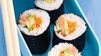 Salmon sushi rolls Salmon sushi rolls