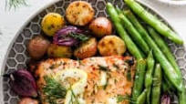 Easy Sheet Pan Salmon with Green Beans and Potatoes Easy Sheet Pan Salmon with Green Beans and Potatoes