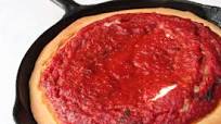 Deep Dish Pizza with Chunky Tomato Pizza Sauce Deep Dish Pizza with Chunky Tomato Pizza Sauce
