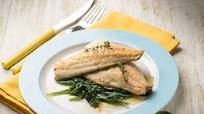 Grilled Fish Fillet with Spinach in a Thai Sauce Grilled Fish Fillet with Spinach in a Thai Sauce