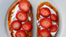 Sweet Potato Toast (GF, Paleo, AIP) Sweet Potato Toast (GF, Paleo, AIP)