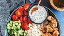 Low-Carb & Keto Greek Chicken Bowls Low-Carb & Keto Greek Chicken Bowls