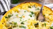 Creamy Pesto Spaghetti Squash Creamy Pesto Spaghetti Squash