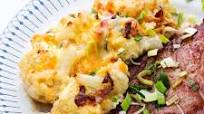 Pork shoulder chops with cauliflower au gratin Pork shoulder chops with cauliflower au gratin