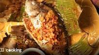 Grilled fish in banana leaf (ikan panggang) Grilled fish in banana leaf (ikan panggang)