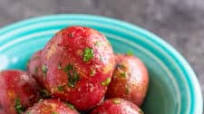 Pressure Cooker Baby Potatoes with Butter and Parsley Pressure Cooker Baby Potatoes with Butter and Parsley