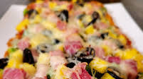 Hawaiian-Inspired Pineapple-Ham Flatbread Hawaiian-Inspired Pineapple-Ham Flatbread